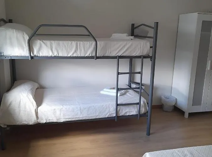 بيت ضيافة Sleeping 1 *